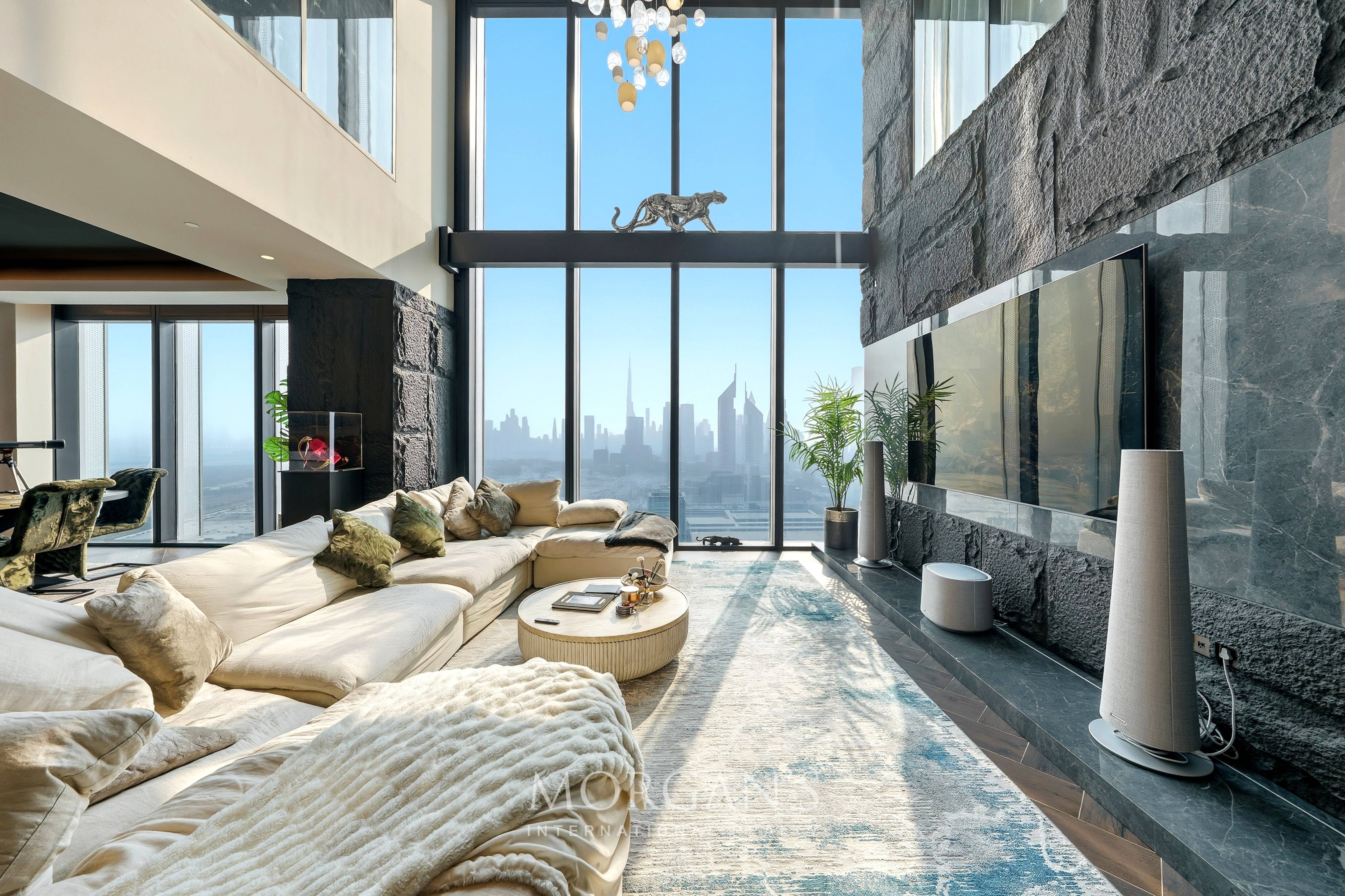 Burj Khalifa View | Fully-Furnished | Upgraded | Za'abeel