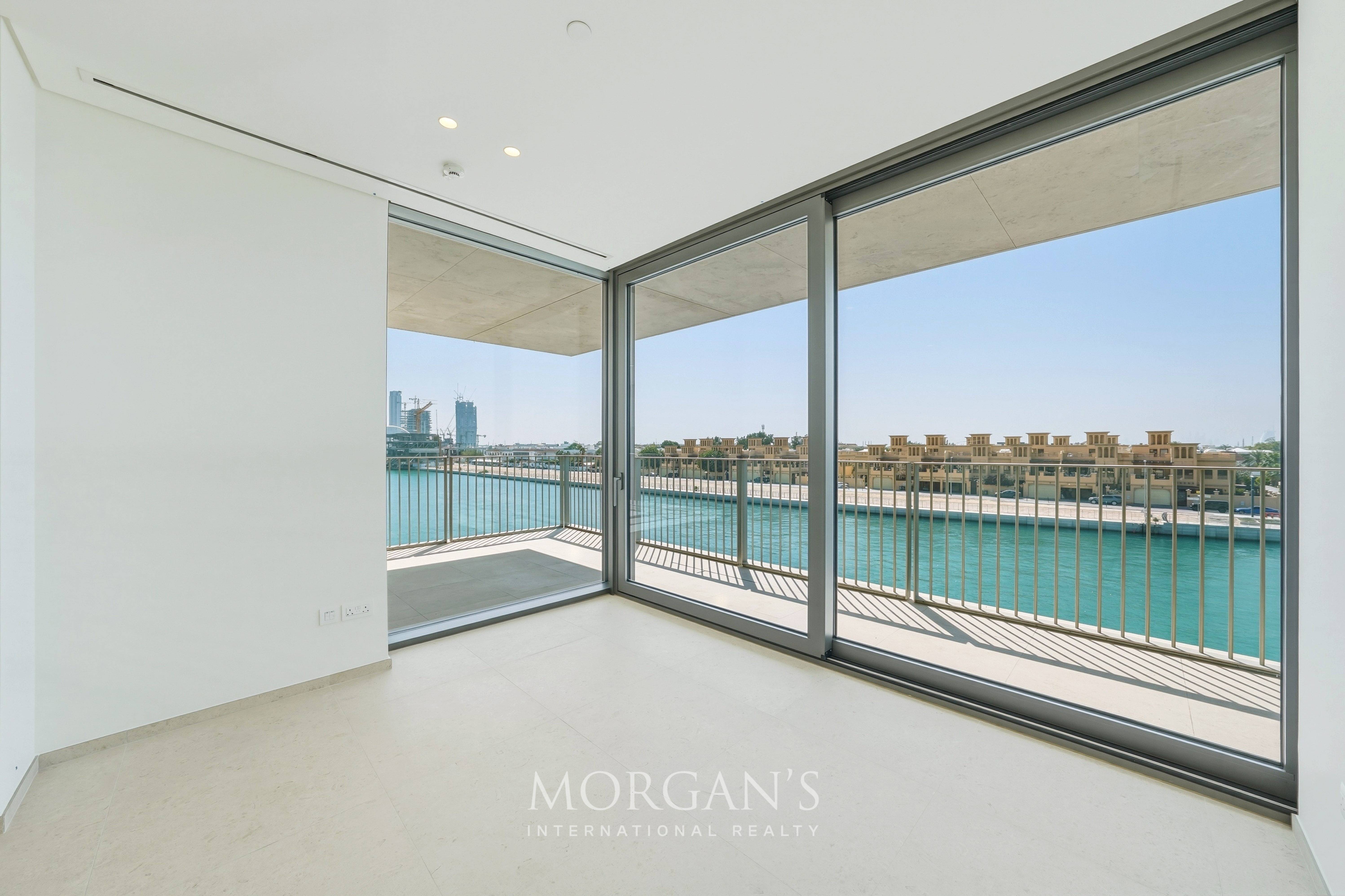 3BR Apartment | Canal Views | Waterfront Living | Jumeirah