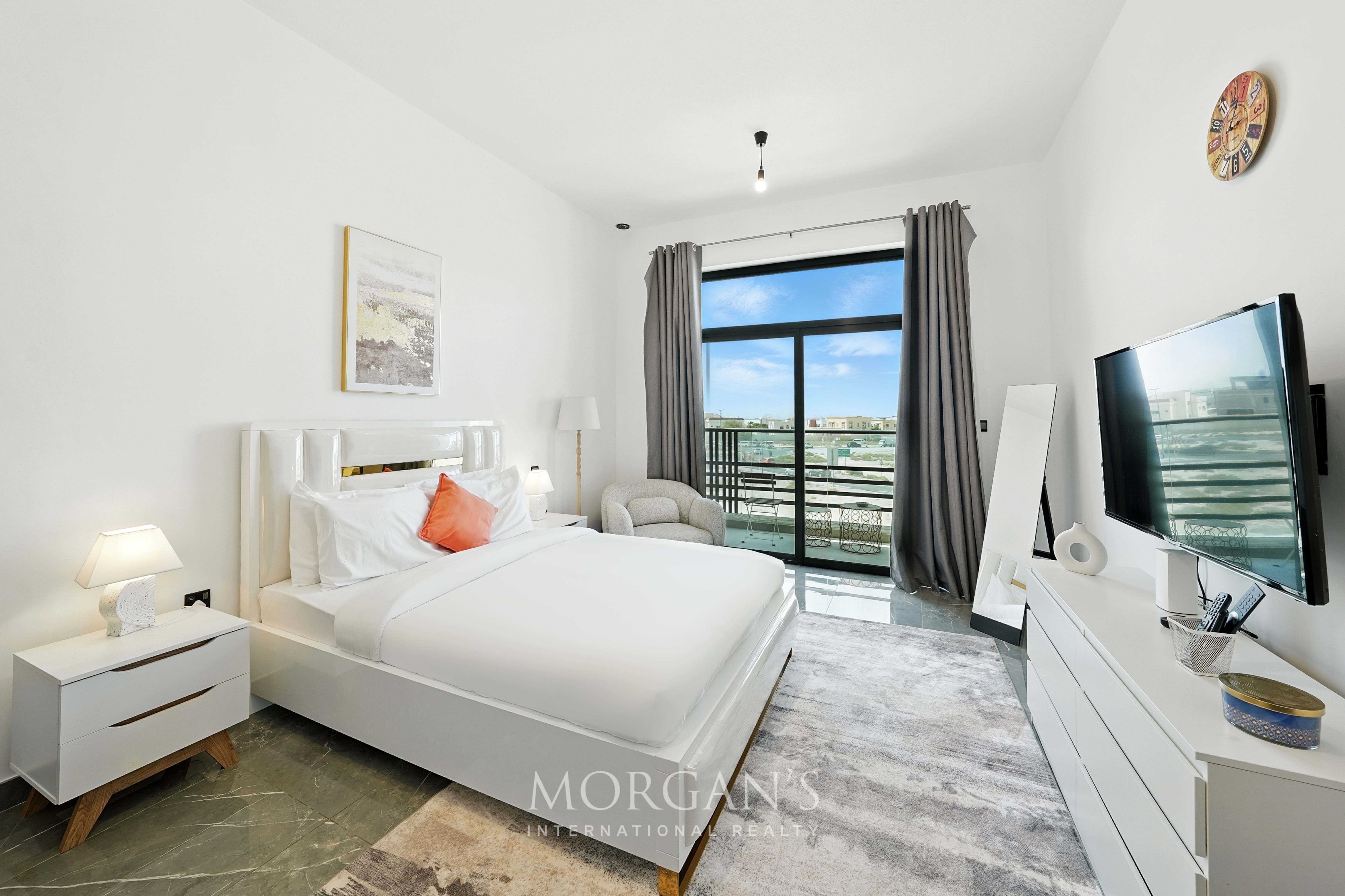 Elegant Furnished Studio |Joya Blanca| Bright Unit | Arjan
