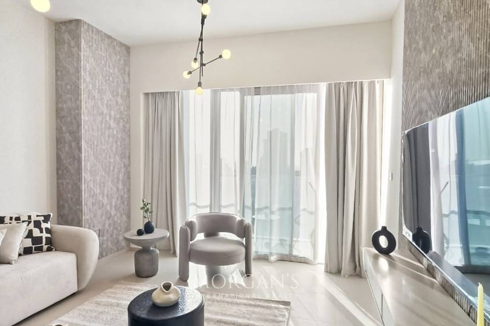 1BR Apartment | Prime Location | Burj View | Downtown Dubai