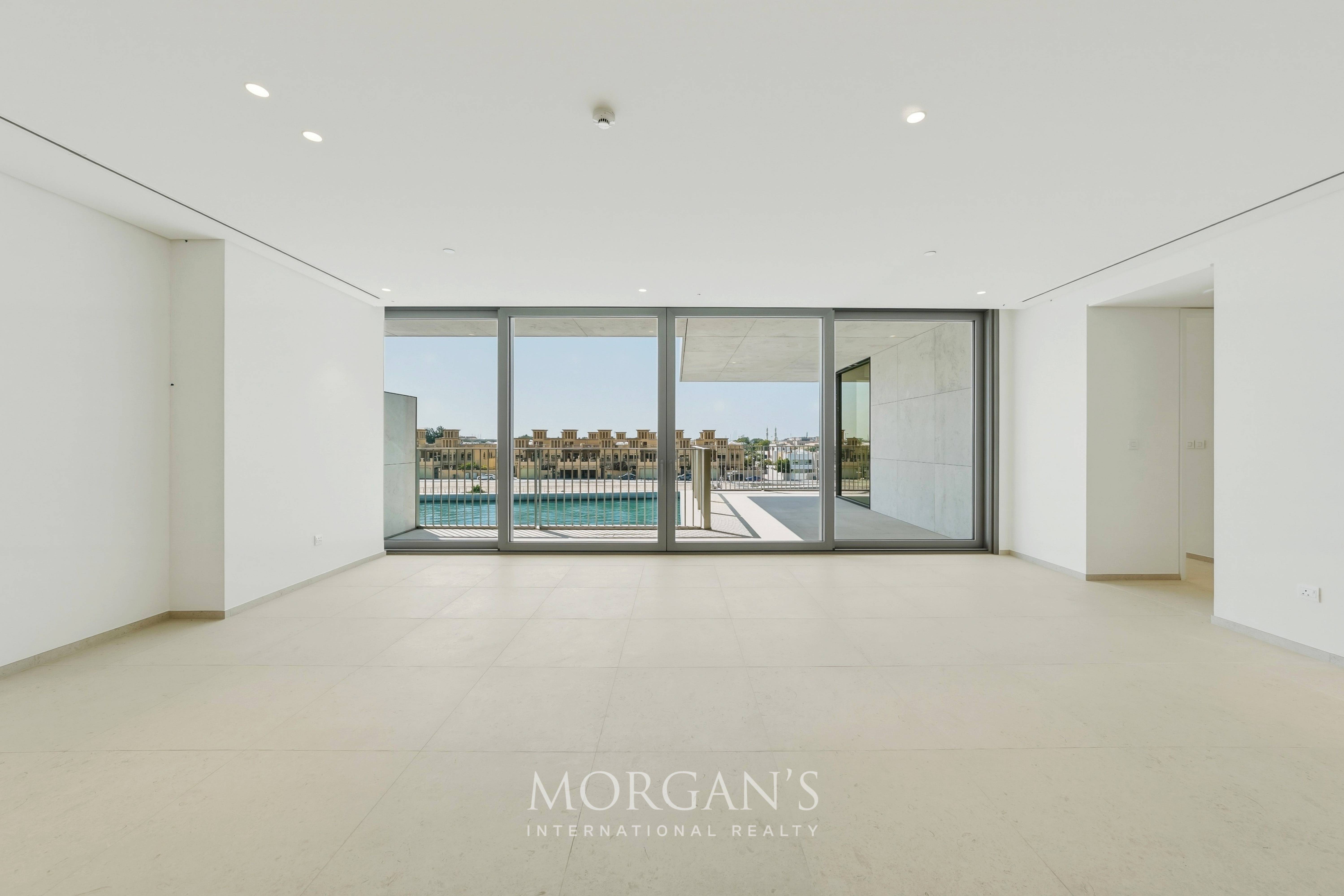 3BR Apartment | Canal Views | Waterfront Living | Jumeirah