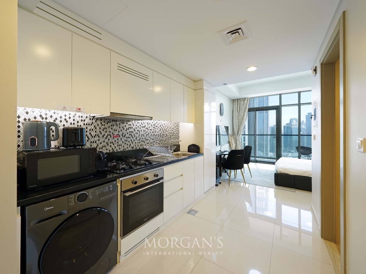 Modern Furnished Studio | Canal View | Business Bay