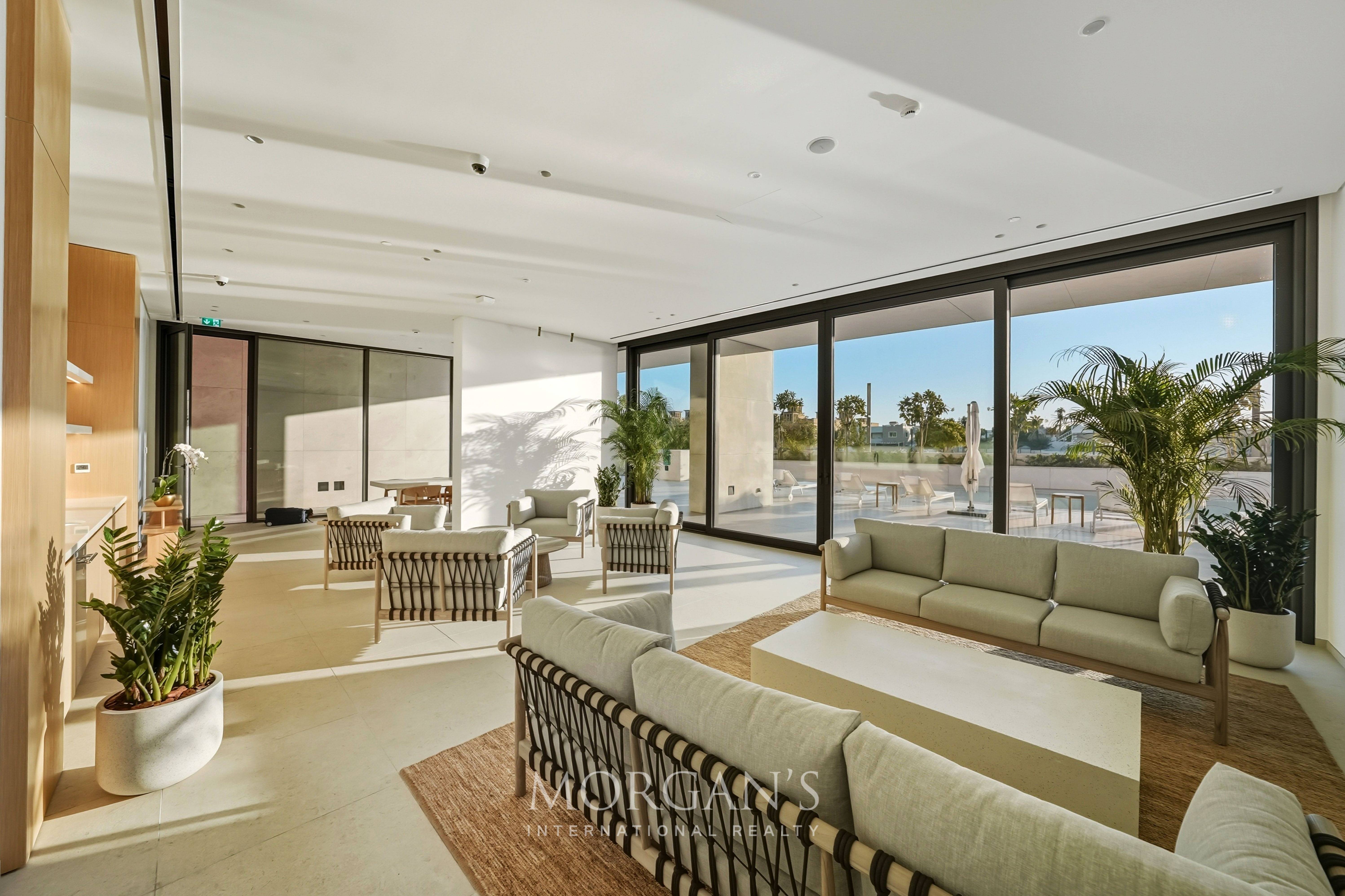 4BR Apartment | Canal Views | Unfurnished | Jumeirah