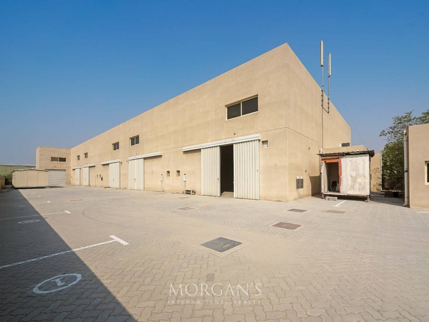 Modern G+M Warehouse | 19kW Power Supply