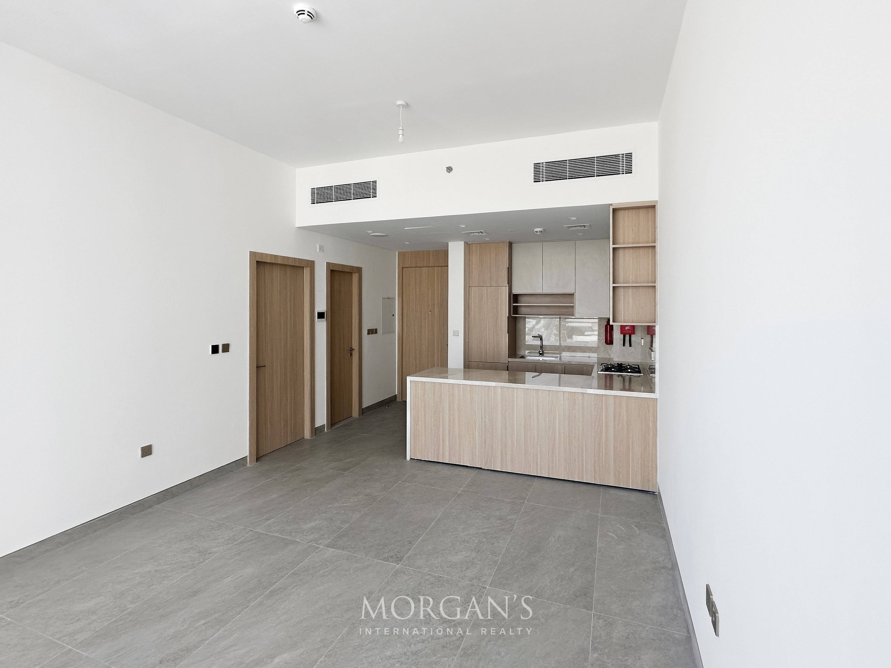 Spacious 1BR | Modern | Ready to Move In