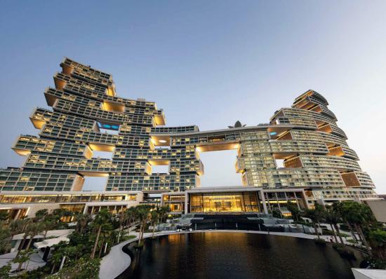 Growth & High End Demand: Dubai Real Estate Market Update