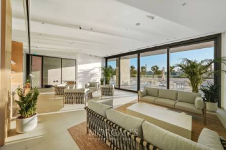 4BR Apartment | Canal Views | Unfurnished