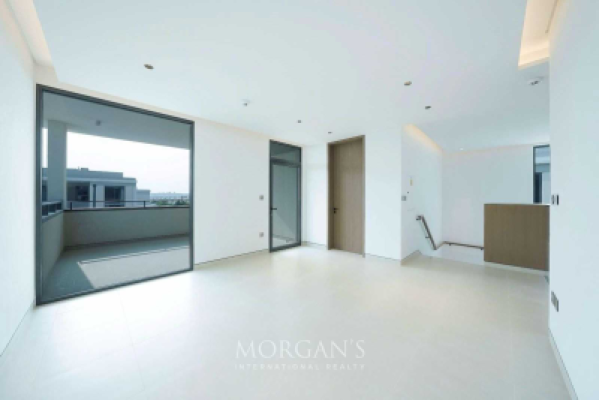  Brand New | 4 BR Modern Villa | Vacant-4