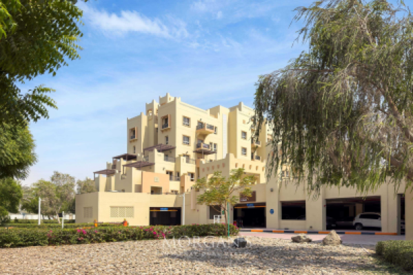 Bright 2BR | Spacious | Peaceful Family Home-12