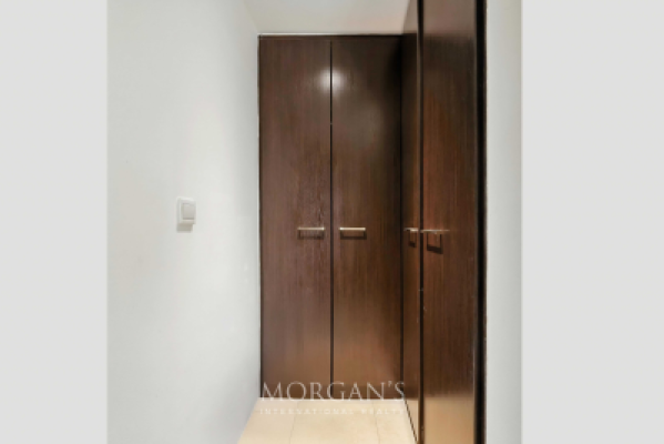 Bright 2BR | Spacious | Peaceful Family Home-9