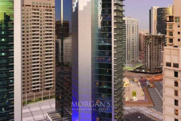 Luxury Hotel | Prime Location | Premium Amenities-9