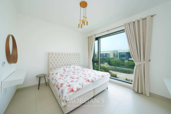 4BR | Corner | Furnished | Landscaped | Vacant-1