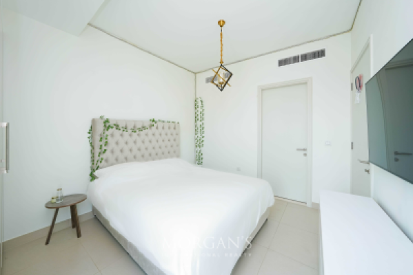 4BR | Corner | Furnished | Landscaped | Vacant-9