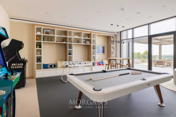 Fully furnished | Ready to move | Studio Unit-6