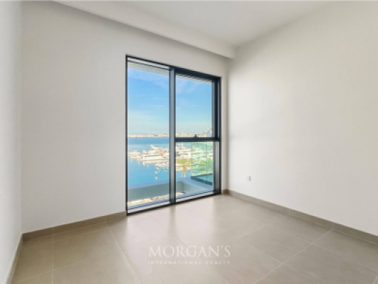 3BR Apartment | Waterfront Living | Marina View-2