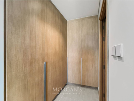 3BR Apartment | Waterfront Living | Marina View-9