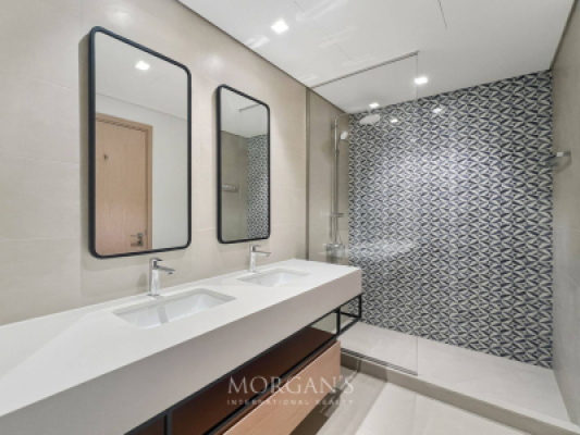 3BR Apartment | Waterfront Living | Marina View-13