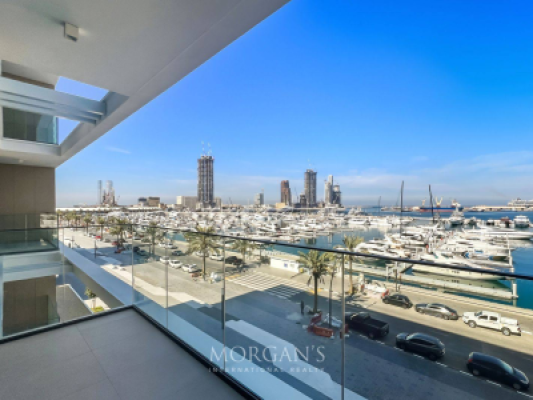 3BR Apartment | Waterfront Living | Marina View-16