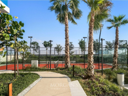 Studio Residence | Luxury Living | The Creek View-15