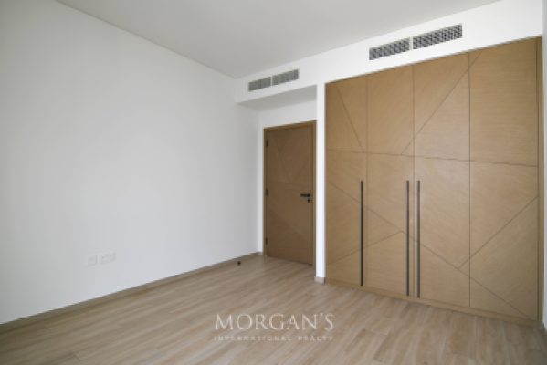 Branded Residences | Hotel Amenities | Dual Views-8