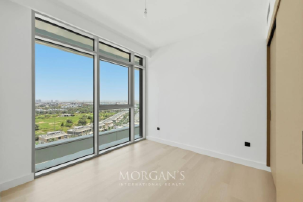Corner | Golf Course view | Ready to Move In-4