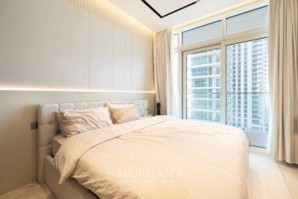 UPGRADED AND FULLY FURNISHED | CORNER UNIT-12