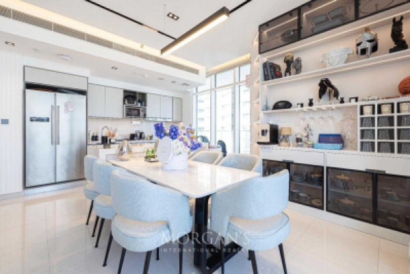 UPGRADED AND FULLY FURNISHED | CORNER UNIT-7