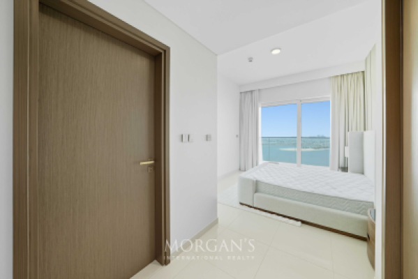 Brand New | Palm View | Spacious Layout-18