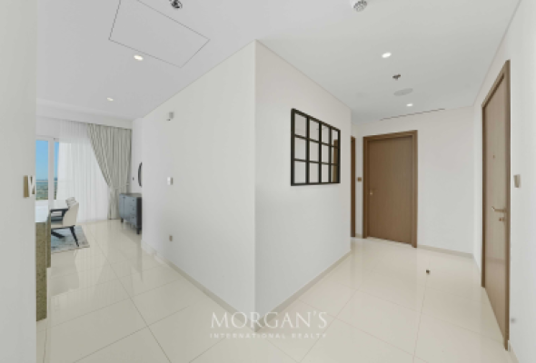 Brand New | Palm View | Spacious Layout-9