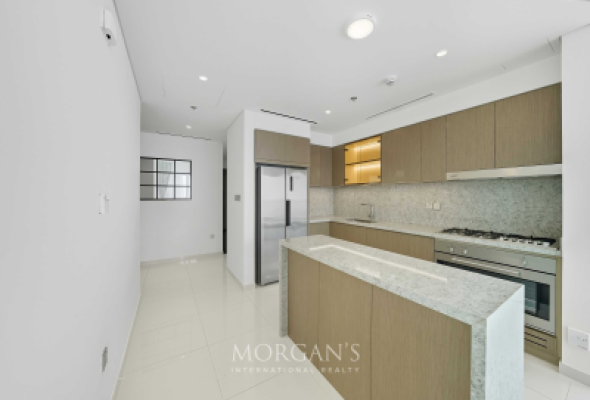 Brand New | Palm View | Spacious Layout-11