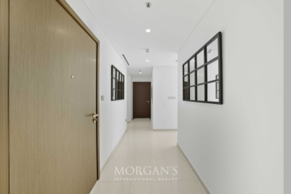 Brand New | Palm View | Spacious Layout-12