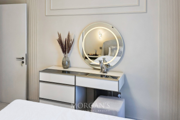 Upgraded | Multiple Cheques | Seafront-11