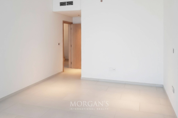 Modern Unit | Spacious Layout | Business Bay-5