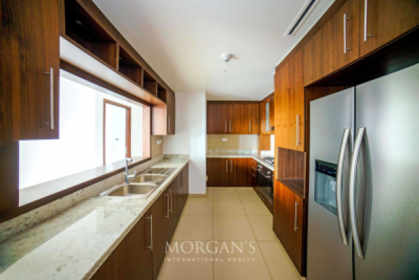 3 BR PLUS MAIDS | HIGH FLOOR | FULL BURJ VIEW-4