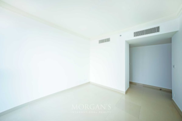 3 BR PLUS MAIDS | HIGH FLOOR | FULL BURJ VIEW-12