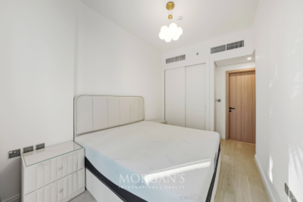 Great Deal | Near Metro | Prime Location -9