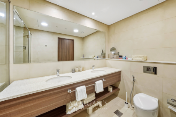 1BR | Spacious | Palm Jumeirah Views-18