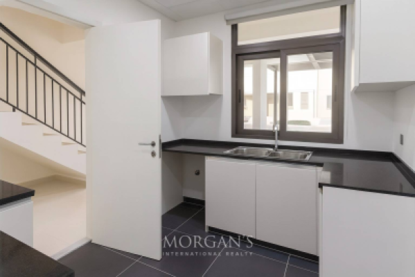 4 BR | Spacious Layout | Family Living-10