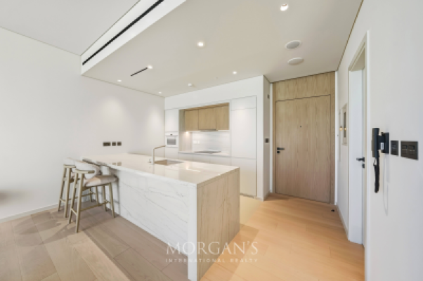 Studio | Premium Living | Creek View Residence-11