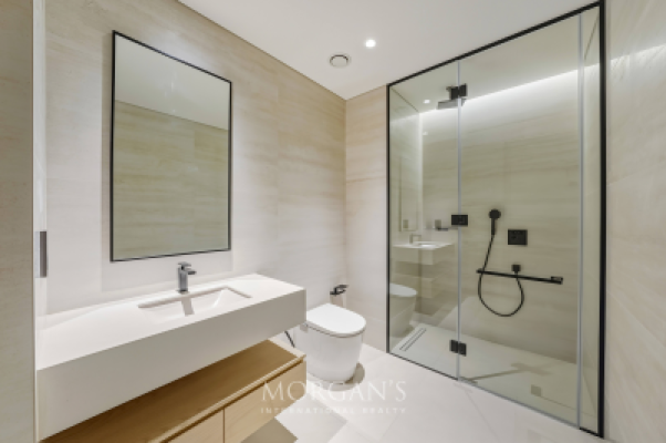 Studio | Premium Living | Creek View Residence-16
