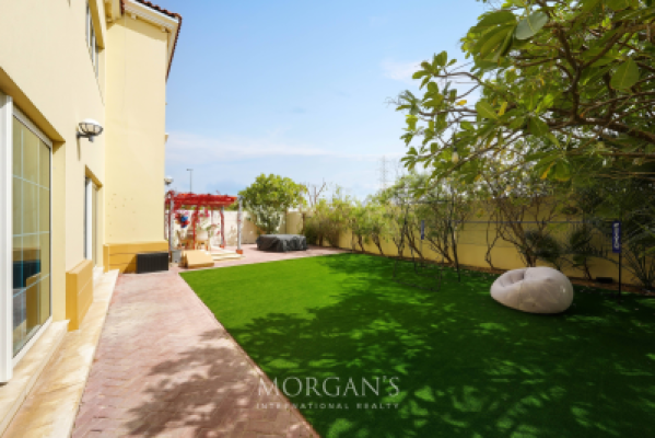 4BR Villa | Family Friendly | Private Garden-24
