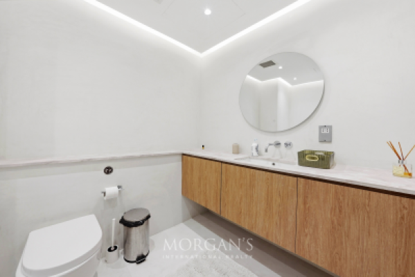 1BR Apartment | Spacious Layout | Sea View-14