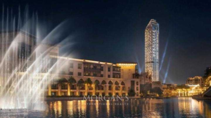 City View | Big Balcony | Spacious Living Room-10