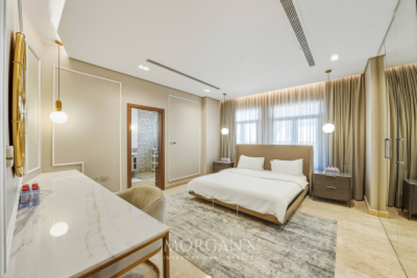 Elegant 6 BR Villa | Furnished | Palm View-16