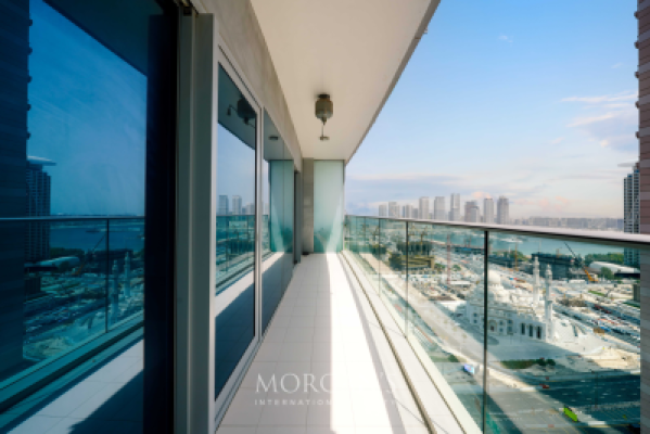 Bright Layout | Furnished Unit | High Demand Area-3