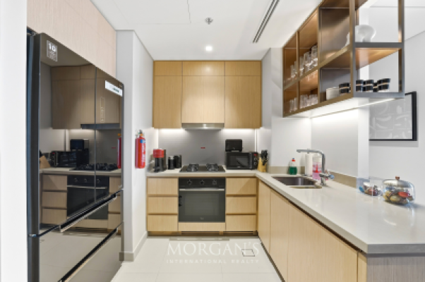 Elegant 2BR | Fully Furnished | Premium Layout-6