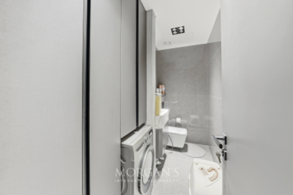 Premium Layout | 2 BR unit | Prime Location-11