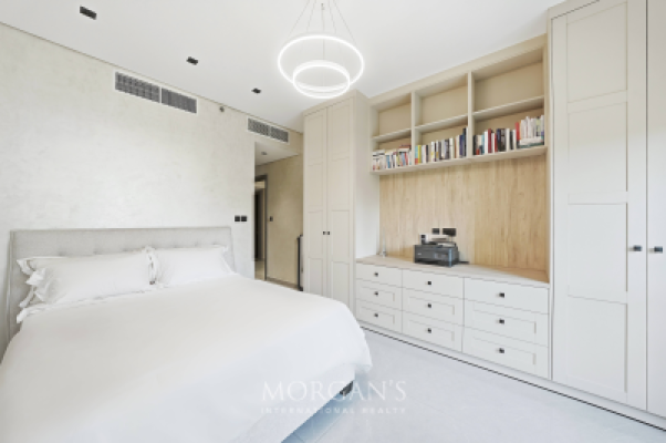 Premium Layout | 2 BR unit | Prime Location-13