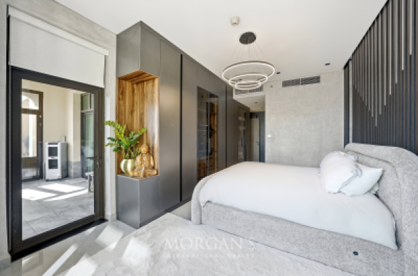 Premium Layout | 2 BR unit | Prime Location-15