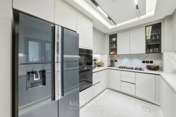 Premium Layout | 2 BR unit | Prime Location-10